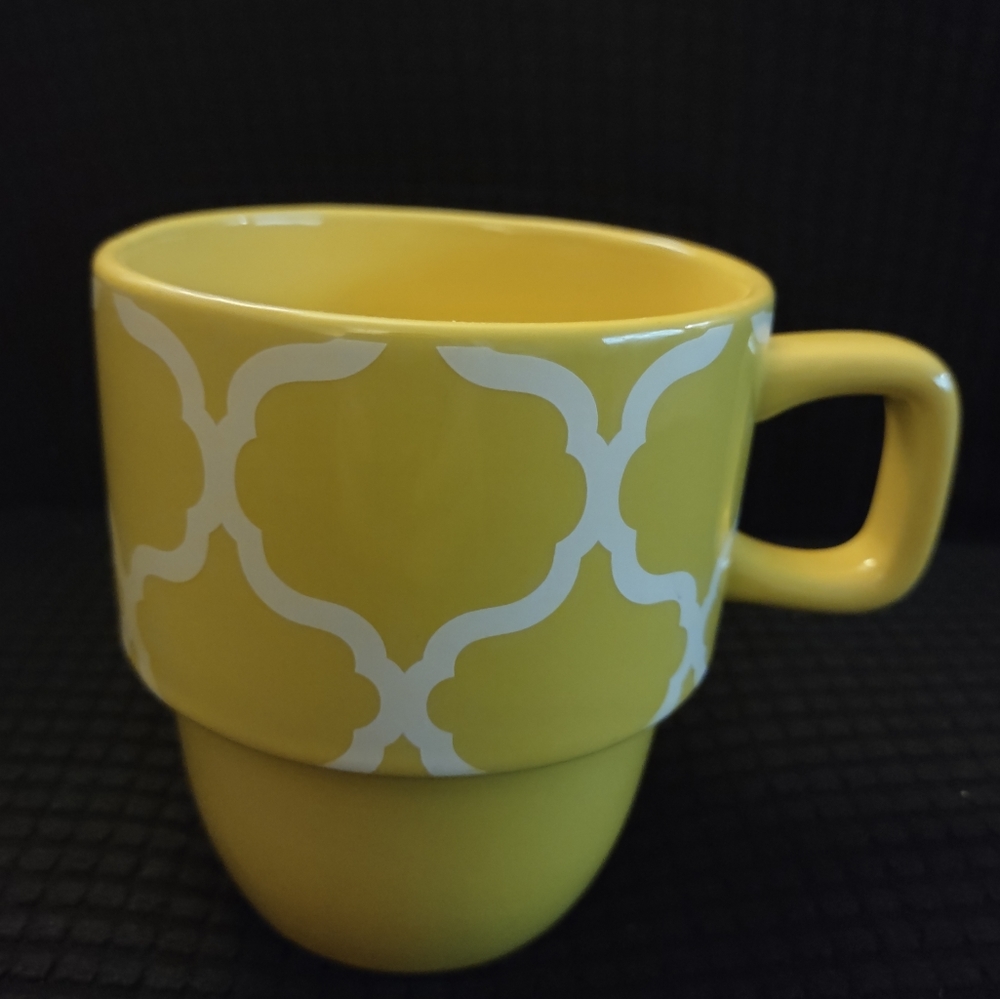 Tabletops Gallery Yellow Coffee Mug 14 fl. oz.